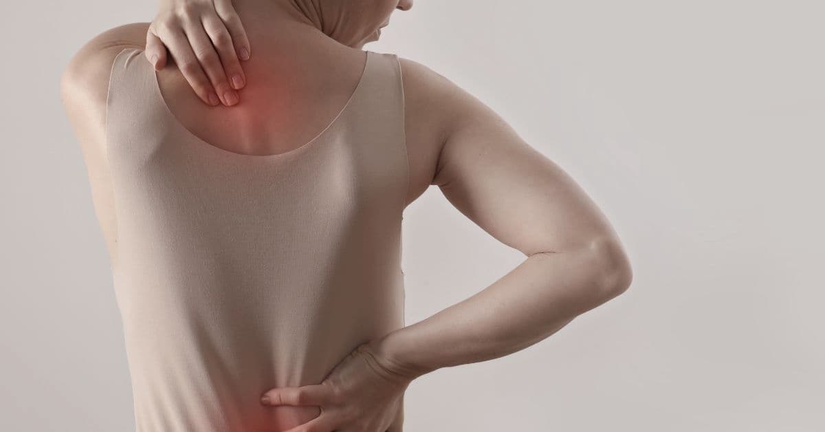 Escoliosis: Síntomas, causas y tratamiento de la curvatura de columna
